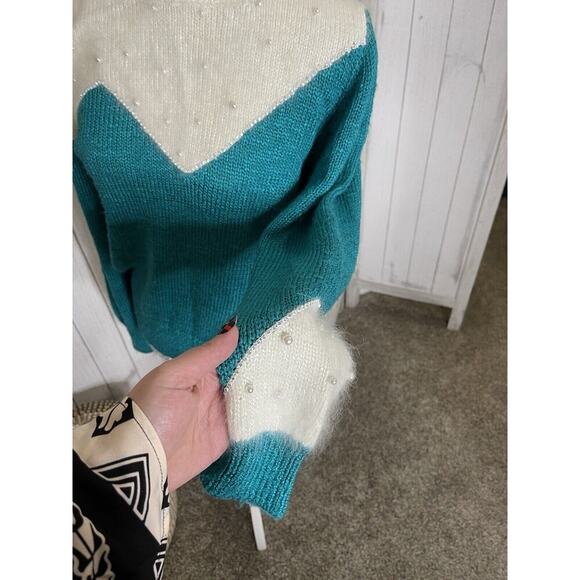 Vintage White Wheeler & Martha Green Cream Sweater Pearls Angora Size Medium - Picture 3 of 7